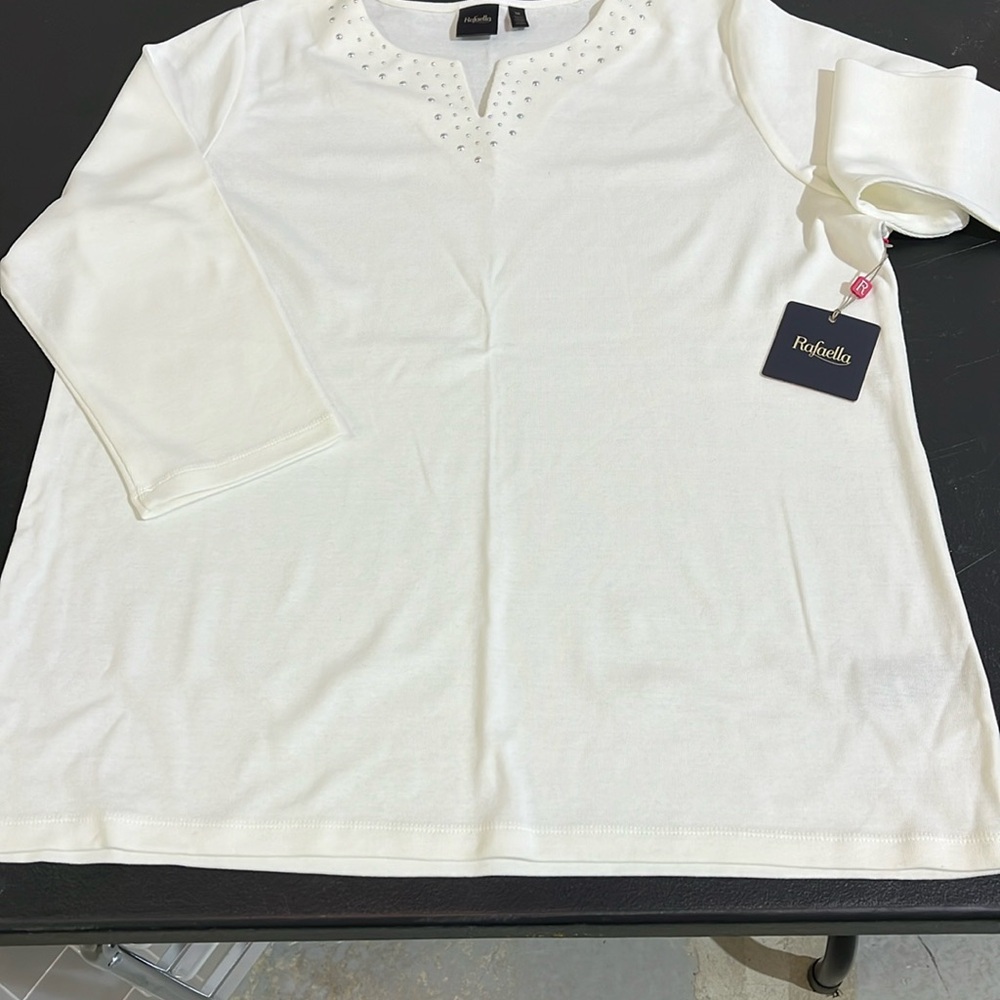 Ladies top